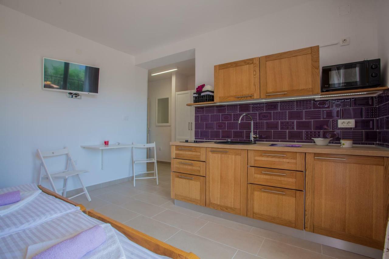 Guesthouse Maver Cres Exterior foto